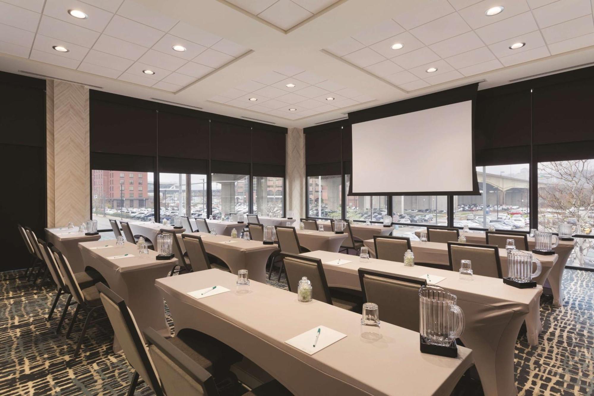 Homewood Suites By Hilton Pittsburgh Downtown מראה חיצוני תמונה
